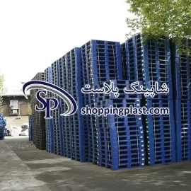 پالت پلاستیکی صنعتی چیست؟ کاربردها، مشخصات فنی و قیمت